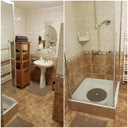 Sunrise Coach House *